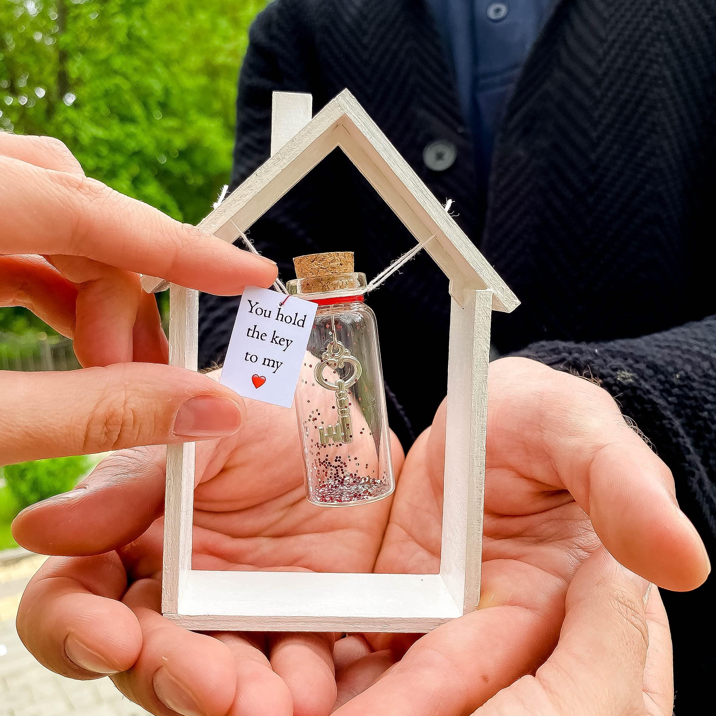 Anniversary Gift for Her & Him Romantic Present for Boyfriend