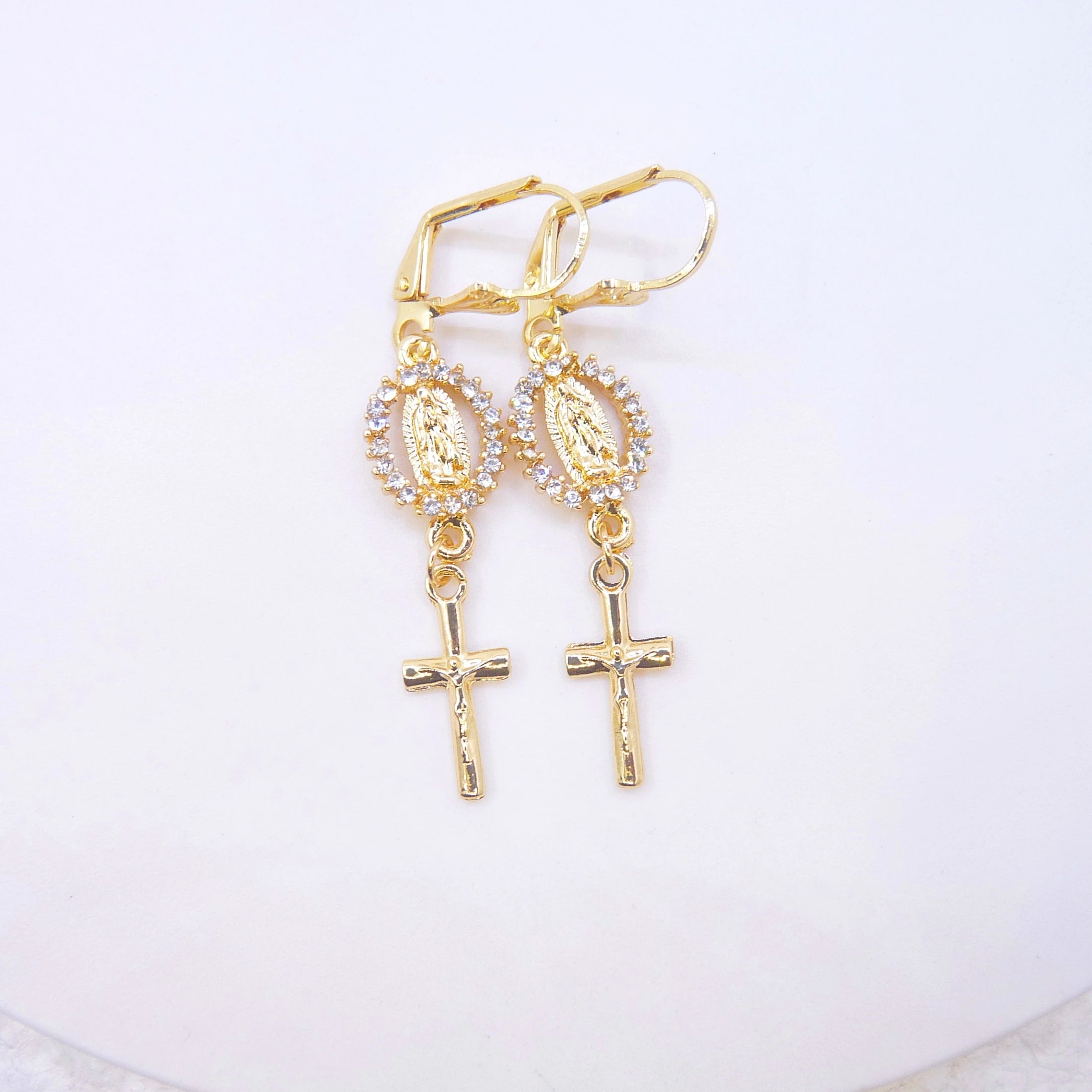 Fashionable and elegant Virgin Mary sparkling rhinestone cross