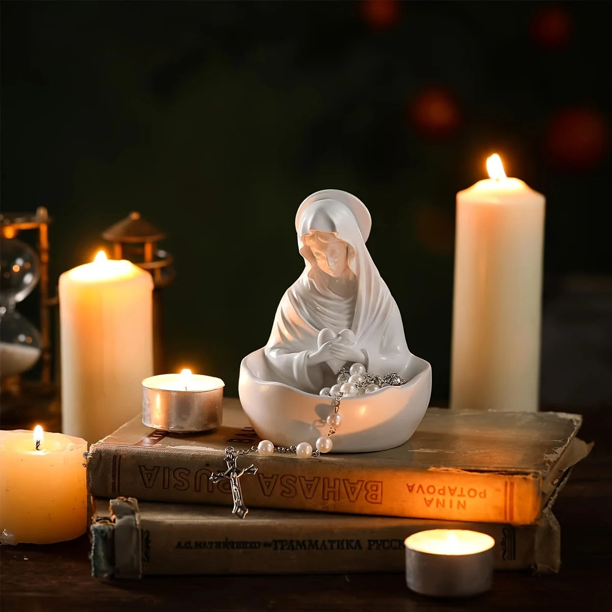 1Pc Virgin Mary Resin/Plastic Sculpture - Exquisite Catholic Statue