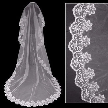 Beautiful Double Layers Bridal Veil With Metal Comb Lace Appliques