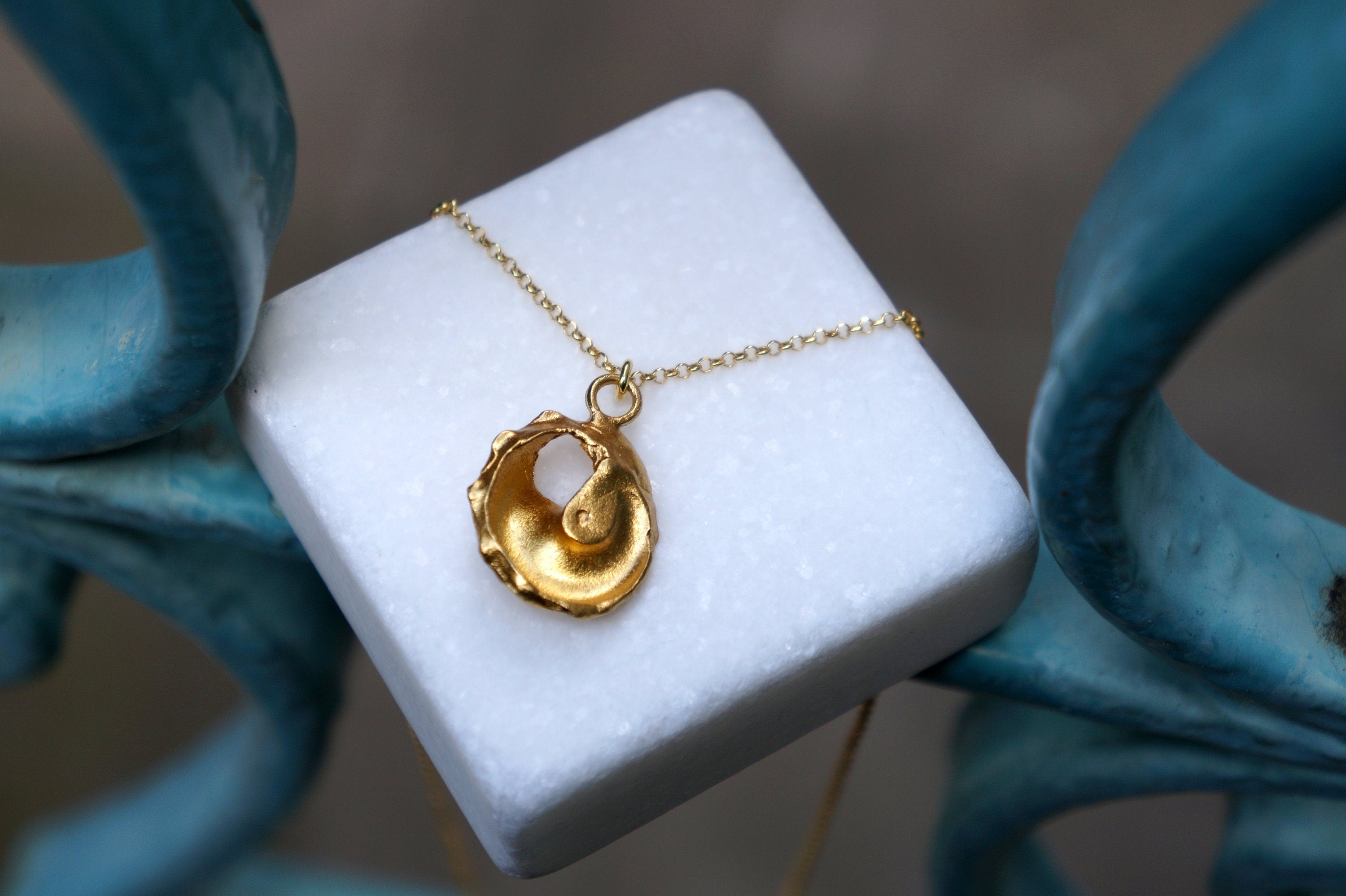 Solid Gold Sea Shell Pendant - 14K Gold Necklace for Women | Handmade